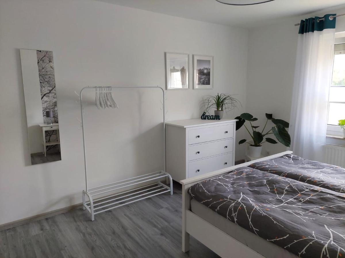Gemuetliches, Voll Ausgestattetes Apartment Halle  Extérieur photo
