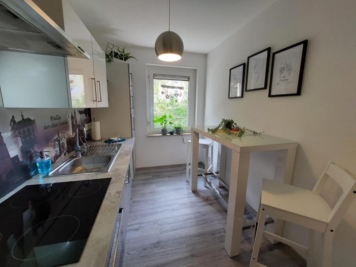 Gemuetliches, Voll Ausgestattetes Apartment Halle  Extérieur photo